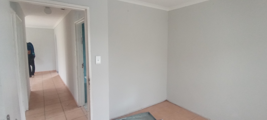 3 Bedroom Property for Sale in Sunnyridge Eastern Cape